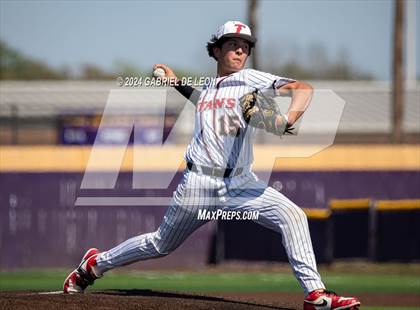 Thumbnail 3 in Victoria East vs. Hanna (McAllen Tournament) photogallery.