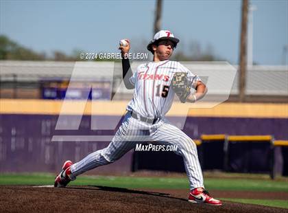 Thumbnail 1 in Victoria East vs. Hanna (McAllen Tournament) photogallery.