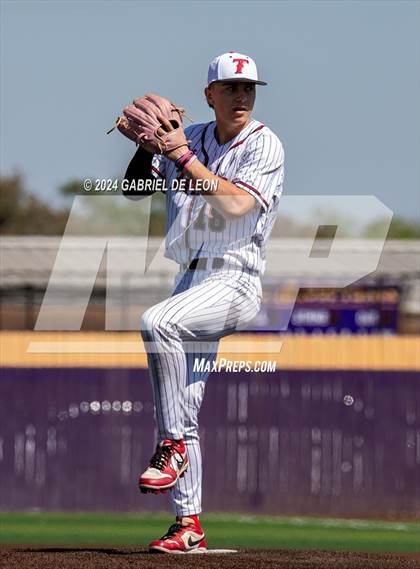 Thumbnail 3 in Victoria East vs. Hanna (McAllen Tournament) photogallery.