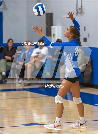 Thumbnail 1 in Oroville @ Orland (CIF NS Division 3 Semifinal) photogallery.