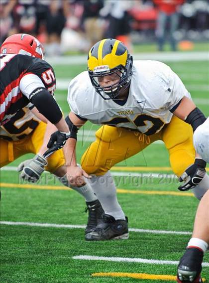 Thumbnail 1 in Glenbrook South @ Maine South photogallery.