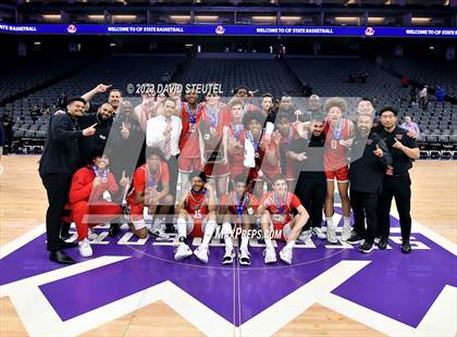 Thumbnail 1 in Harvard-Westlake (CIF State Open Div. Award Photos) photogallery.