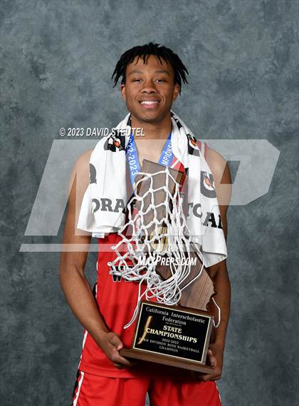 Thumbnail 1 in Harvard-Westlake (CIF State Open Div. Award Photos) photogallery.