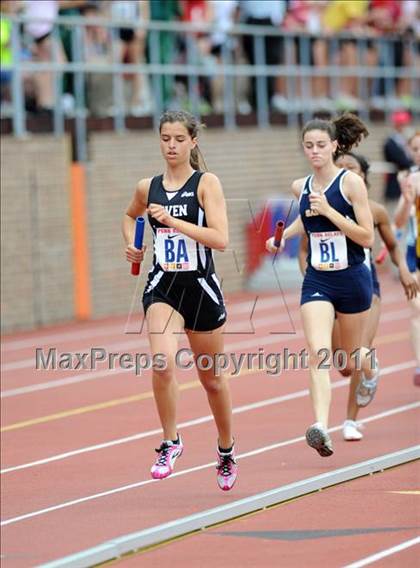 Thumbnail 3 in 117th Penn Relays (Girls Small School 4x800m Event 104) photogallery.