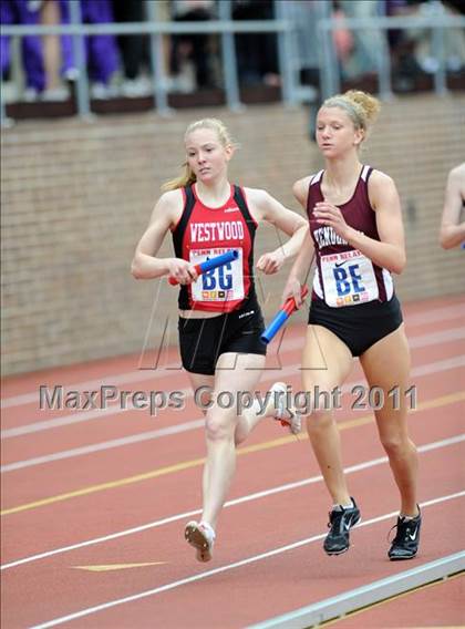 Thumbnail 3 in 117th Penn Relays (Girls Small School 4x800m Event 104) photogallery.