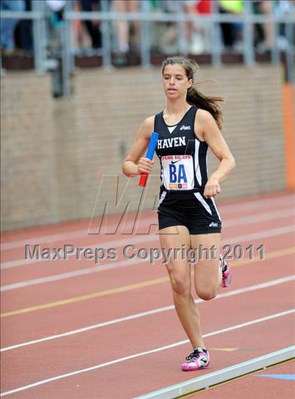 Thumbnail 1 in 117th Penn Relays (Girls Small School 4x800m Event 104) photogallery.