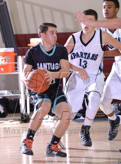 Thumbnail 1 in Villa Park vs. Santiago (MaxPreps Holiday Classic) photogallery.