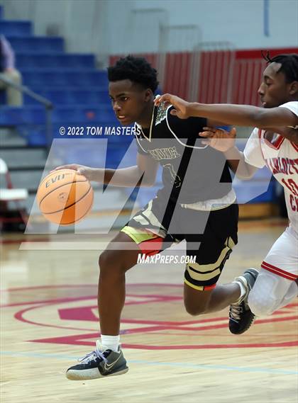 Thumbnail 3 in Providence @ Charlotte Catholic photogallery.