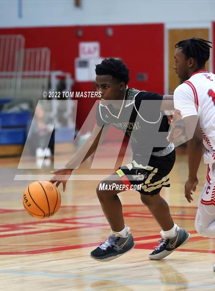 Thumbnail 2 in Providence @ Charlotte Catholic photogallery.