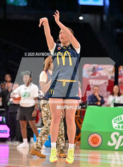 Thumbnail 3 in McDondald's All American Games (Jamfest Shootout)  photogallery.