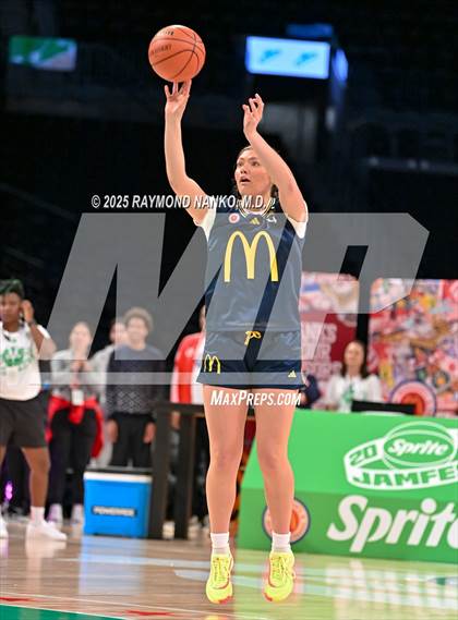 Thumbnail 2 in McDondald's All American Games (Jamfest Shootout)  photogallery.