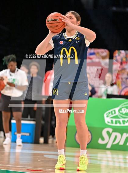 Thumbnail 3 in McDondald's All American Games (Jamfest Shootout)  photogallery.