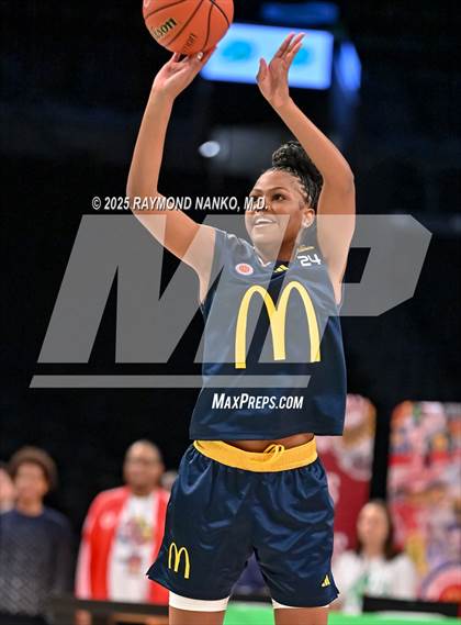 Thumbnail 1 in McDondald's All American Games (Jamfest Shootout)  photogallery.
