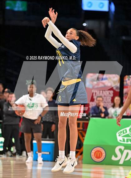 Thumbnail 2 in McDondald's All American Games (Jamfest Shootout)  photogallery.