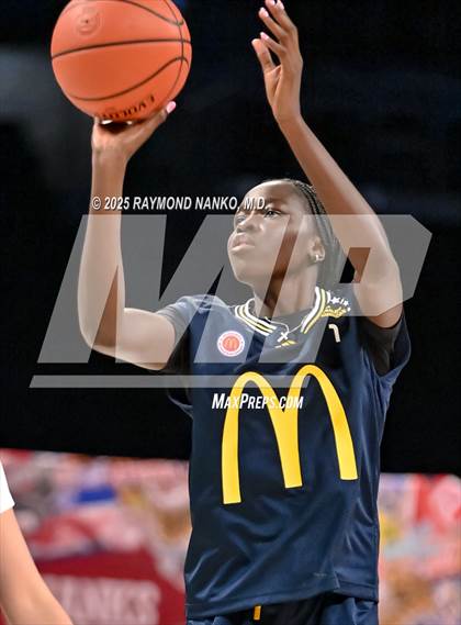 Thumbnail 1 in McDondald's All American Games (Jamfest Shootout)  photogallery.