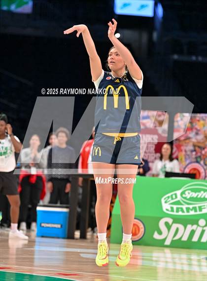Thumbnail 3 in McDondald's All American Games (Jamfest Shootout)  photogallery.