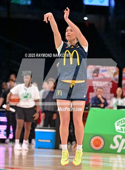 Thumbnail 1 in McDondald's All American Games (Jamfest Shootout)  photogallery.
