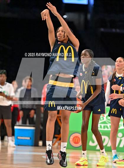 Thumbnail 1 in McDondald's All American Games (Jamfest Shootout)  photogallery.