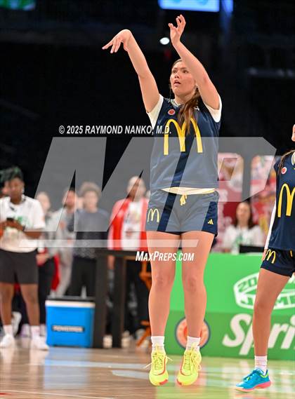Thumbnail 2 in McDondald's All American Games (Jamfest Shootout)  photogallery.