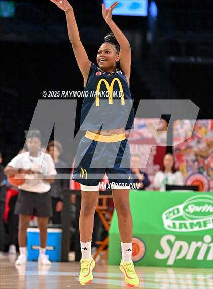 Thumbnail 1 in McDondald's All American Games (Jamfest Shootout)  photogallery.