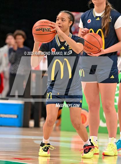 Thumbnail 2 in McDondald's All American Games (Jamfest Shootout)  photogallery.