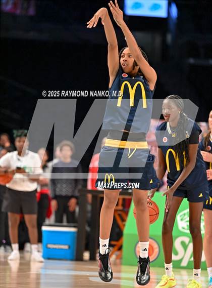 Thumbnail 2 in McDondald's All American Games (Jamfest Shootout)  photogallery.