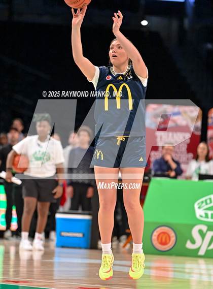 Thumbnail 3 in McDondald's All American Games (Jamfest Shootout)  photogallery.