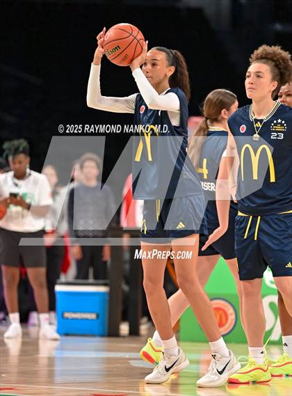 Thumbnail 1 in McDondald's All American Games (Jamfest Shootout)  photogallery.