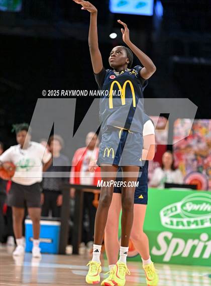 Thumbnail 1 in McDondald's All American Games (Jamfest Shootout)  photogallery.