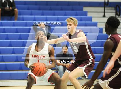 Thumbnail 2 in Cinco Ranch vs. Dawson (McDonald's Texas Invitational) photogallery.