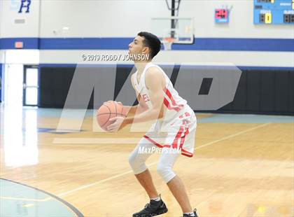 Thumbnail 3 in Cinco Ranch vs. Dawson (McDonald's Texas Invitational) photogallery.
