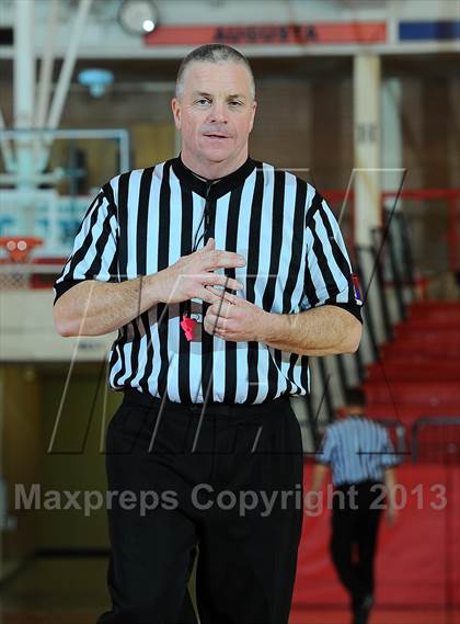 Thumbnail 1 in Dodge City vs. South (Mid America Classic) photogallery.