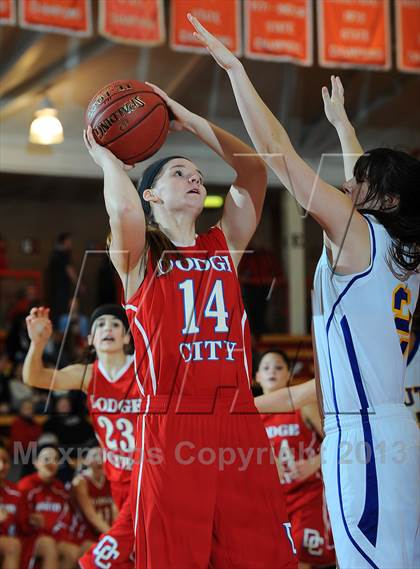 Thumbnail 2 in Dodge City vs. South (Mid America Classic) photogallery.