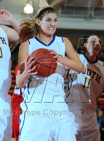 Thumbnail 2 in Dodge City vs. South (Mid America Classic) photogallery.