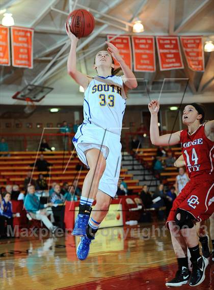 Thumbnail 3 in Dodge City vs. South (Mid America Classic) photogallery.