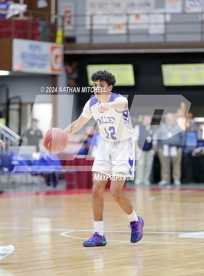 Thumbnail 3 in St. Dominic vs. Valley (MPA Class D Regional Final) photogallery.