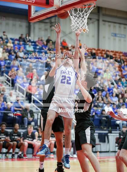 Thumbnail 2 in St. Dominic vs. Valley (MPA Class D Regional Final) photogallery.