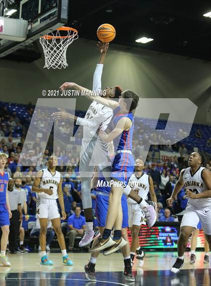 Thumbnail 1 in Lee vs. Caddo Hills (AAA 2A State Final) photogallery.
