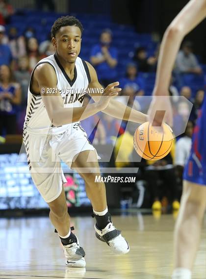 Thumbnail 2 in Lee vs. Caddo Hills (AAA 2A State Final) photogallery.