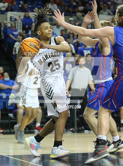 Thumbnail 1 in Lee vs. Caddo Hills (AAA 2A State Final) photogallery.