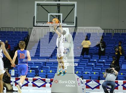 Thumbnail 3 in Lee vs. Caddo Hills (AAA 2A State Final) photogallery.