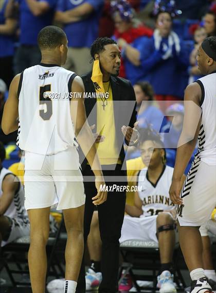 Thumbnail 1 in Lee vs. Caddo Hills (AAA 2A State Final) photogallery.