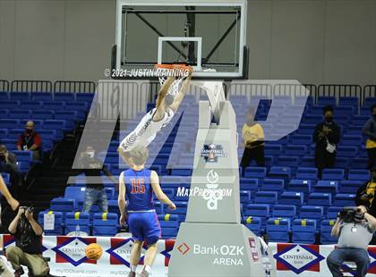 Thumbnail 1 in Lee vs. Caddo Hills (AAA 2A State Final) photogallery.