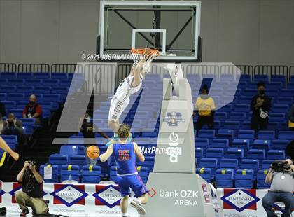 Thumbnail 3 in Lee vs. Caddo Hills (AAA 2A State Final) photogallery.