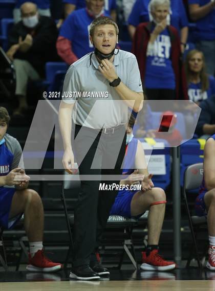 Thumbnail 2 in Lee vs. Caddo Hills (AAA 2A State Final) photogallery.
