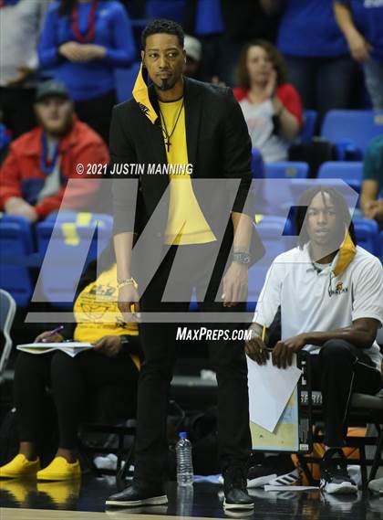 Thumbnail 3 in Lee vs. Caddo Hills (AAA 2A State Final) photogallery.