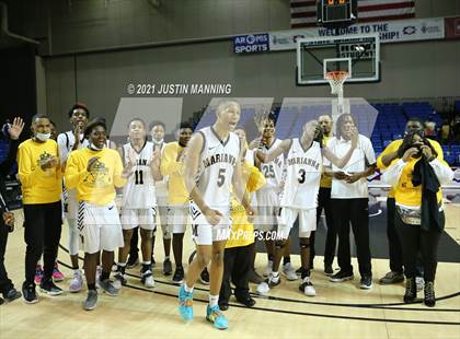 Thumbnail 2 in Lee vs. Caddo Hills (AAA 2A State Final) photogallery.