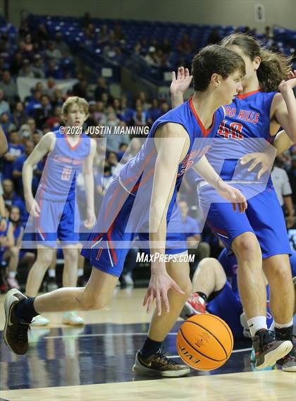 Thumbnail 2 in Lee vs. Caddo Hills (AAA 2A State Final) photogallery.