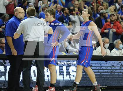 Thumbnail 1 in Lee vs. Caddo Hills (AAA 2A State Final) photogallery.