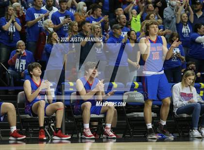 Thumbnail 1 in Lee vs. Caddo Hills (AAA 2A State Final) photogallery.